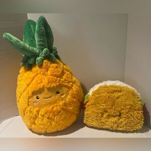 Squishable Comfort Food 13" Pineapple & 7" Mini Taco Lot Set Excellent Condition